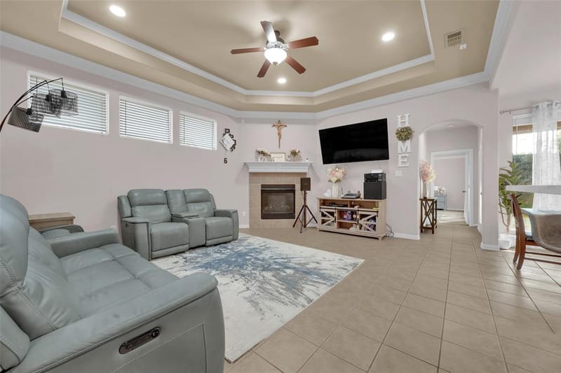 5801 Mira Lago Lane, Arlington TX 76017 - Photo 6