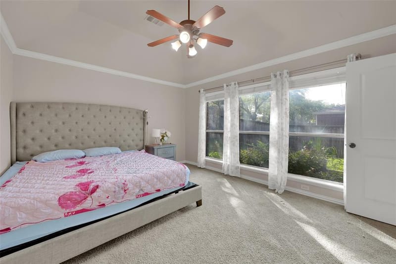 5801 Mira Lago Lane, Arlington TX 76017 - Photo 13