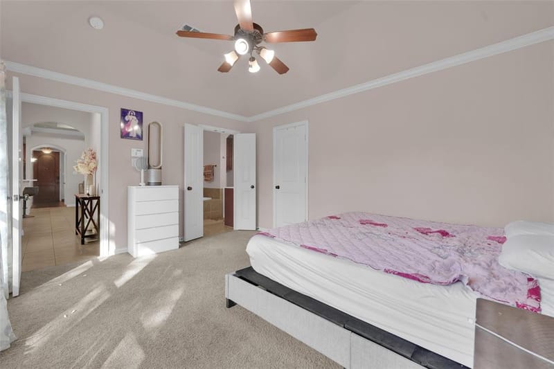 5801 Mira Lago Lane, Arlington TX 76017 - Photo 12
