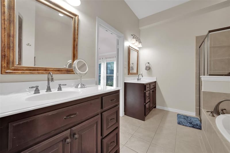5801 Mira Lago Lane, Arlington TX 76017 - Photo 14