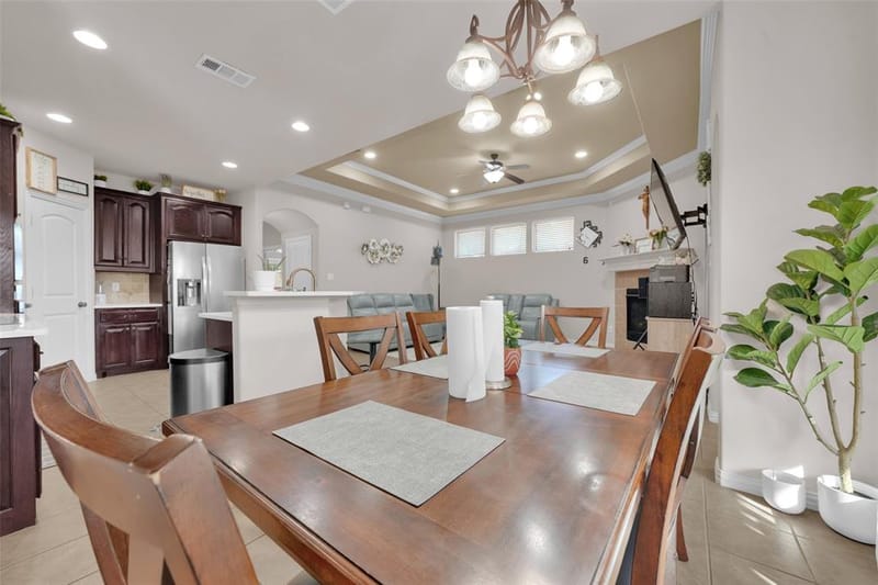 5801 Mira Lago Lane, Arlington TX 76017 - Photo 11