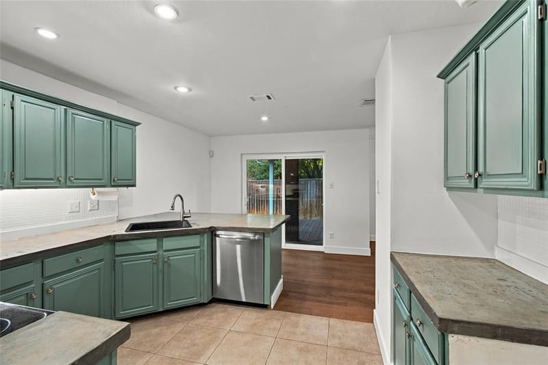 1704 Overlook Drive, Grapevine TX 76051 - Photo 14