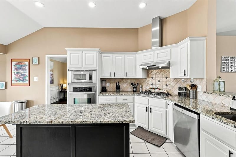 335 Linhurst Drive, Murphy TX 75094 - Photo 12