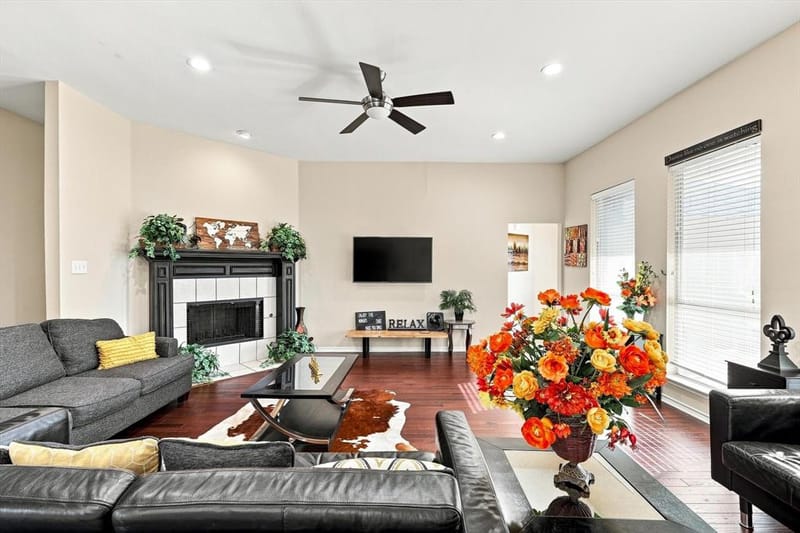 335 Linhurst Drive, Murphy TX 75094 - Photo 8