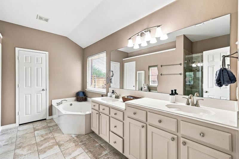 335 Linhurst Drive, Murphy TX 75094 - Photo 21