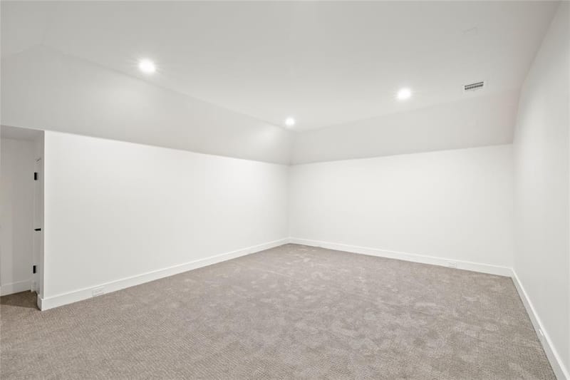 8730 Rexford Drive, Dallas TX 75209 - Photo 38