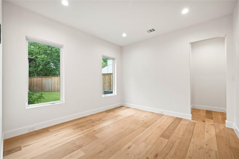 8730 Rexford Drive, Dallas TX 75209 - Photo 8