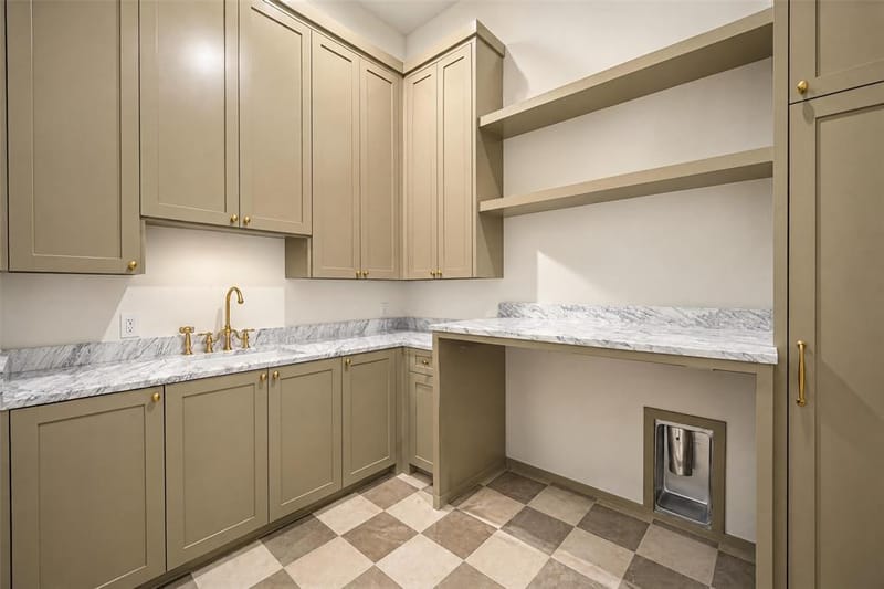 6551 Axton Lane, Dallas TX 75214 - Photo 17