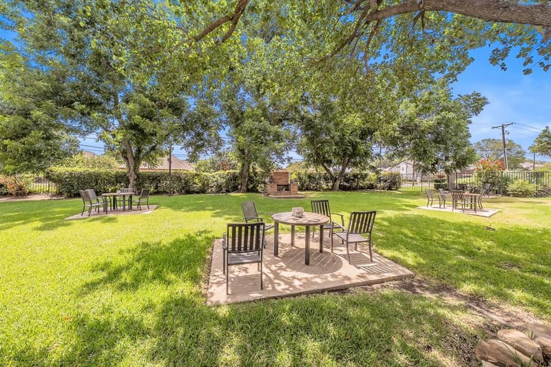 1712 Baird Farm Circle # 2205, Arlington TX 76006 - Photo 2