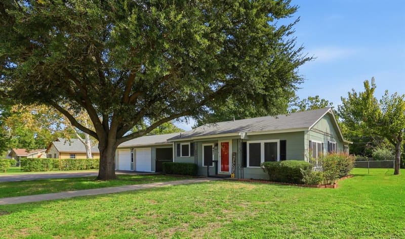 447 Bales Street, Cleburne TX 76033