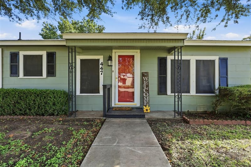 447 Bales Street, Cleburne TX 76033 - Photo 4