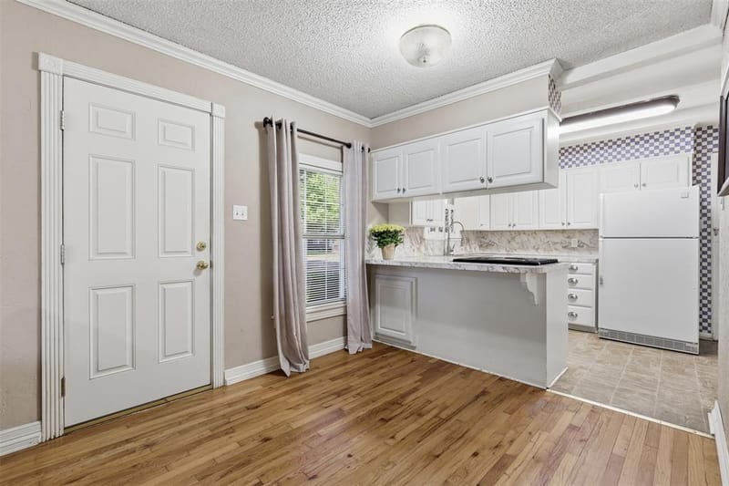 447 Bales Street, Cleburne TX 76033 - Photo 8
