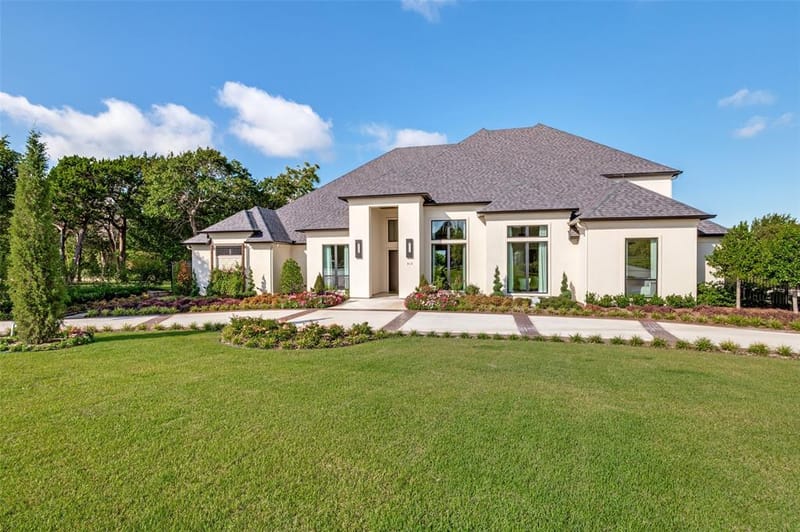 819 Bluff Ridge Drive, Cedar Hill TX 75104