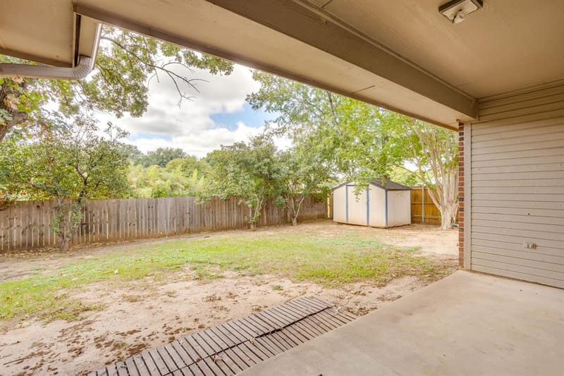 941 Jessica Drive, Burleson TX 76028 - Photo 26