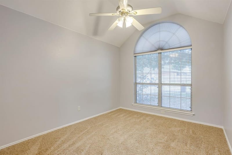 941 Jessica Drive, Burleson TX 76028 - Photo 19