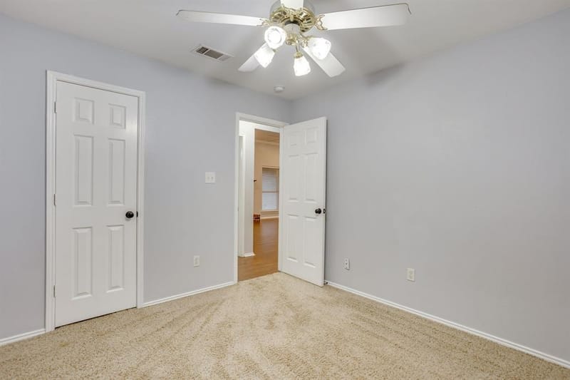 941 Jessica Drive, Burleson TX 76028 - Photo 21