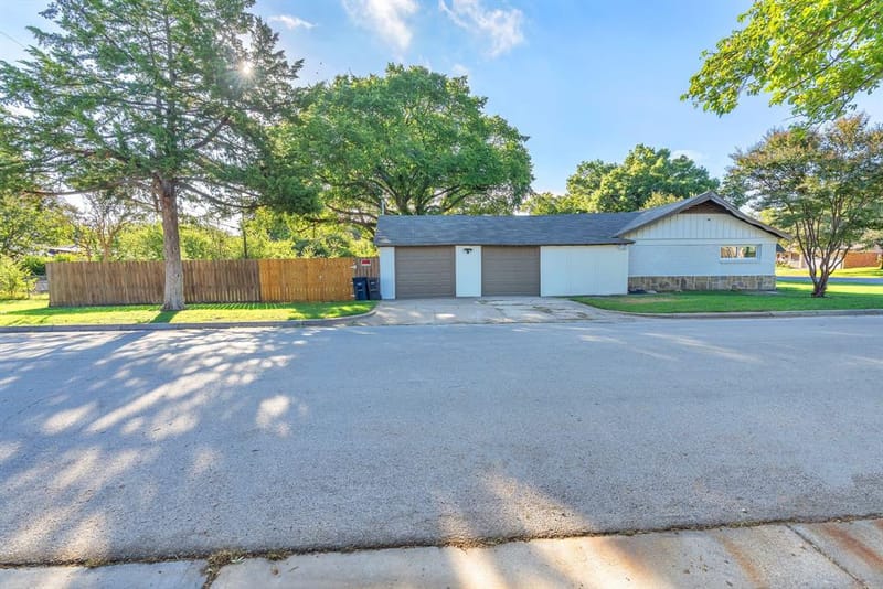 5501 Westcreek Drive, Fort Worth TX 76133 - Photo 27