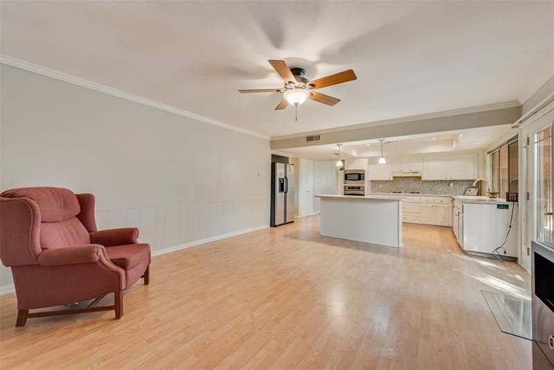 1332 Applegate Drive, Lewisville TX 75067 - Photo 10