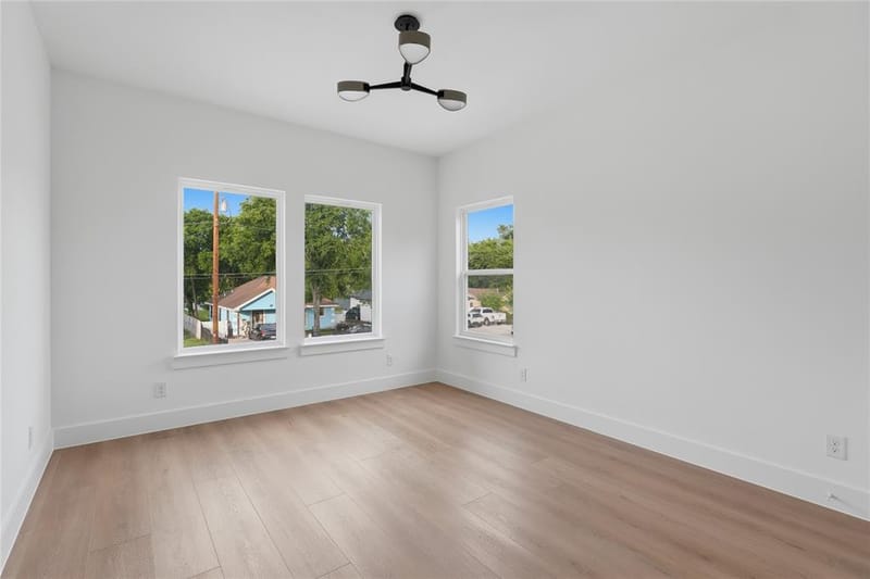 5011 Watson Drive, Dallas TX 75241 - Photo 21