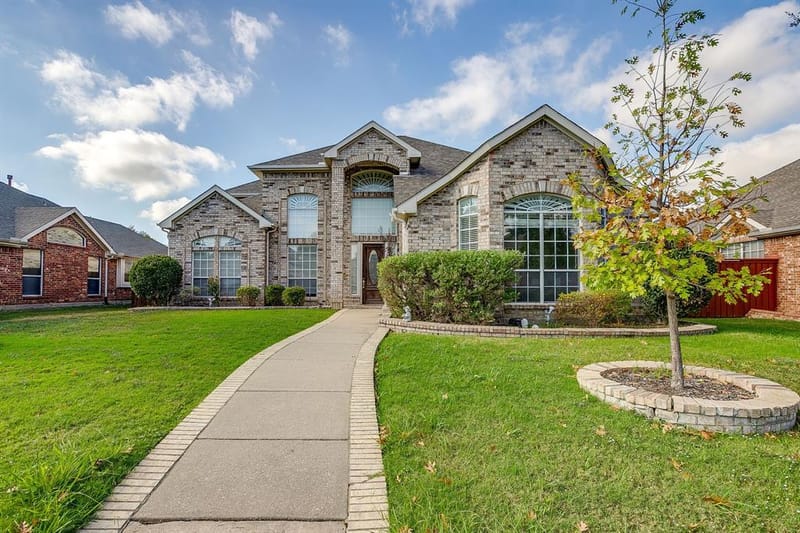 1517 Dimmit Drive, Carrollton TX 75010 - Photo 2