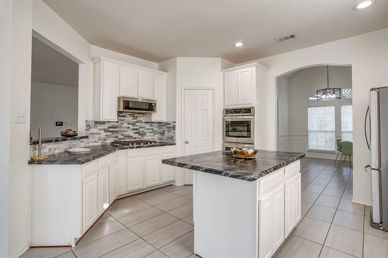 1517 Dimmit Drive, Carrollton TX 75010 - Photo 13