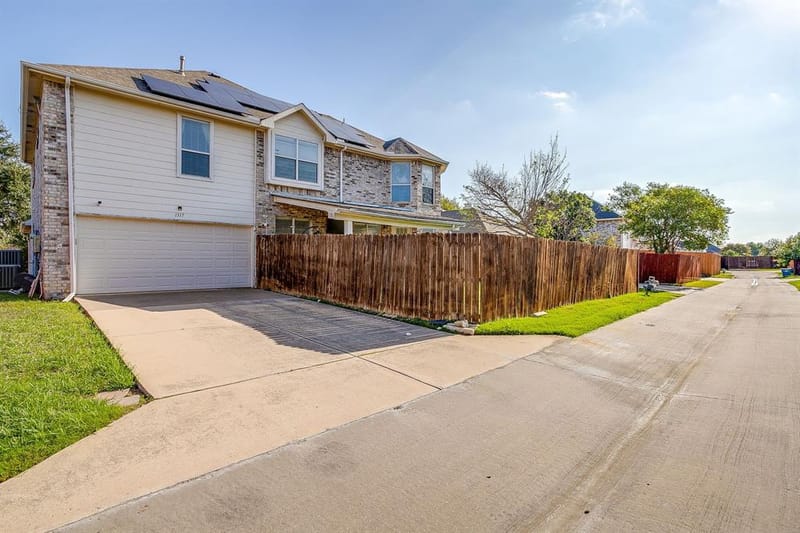 1517 Dimmit Drive, Carrollton TX 75010 - Photo 40