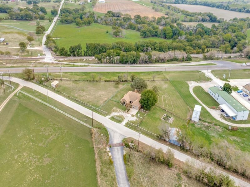 2209 Strader Road, Justin TX 76247 - Photo 29