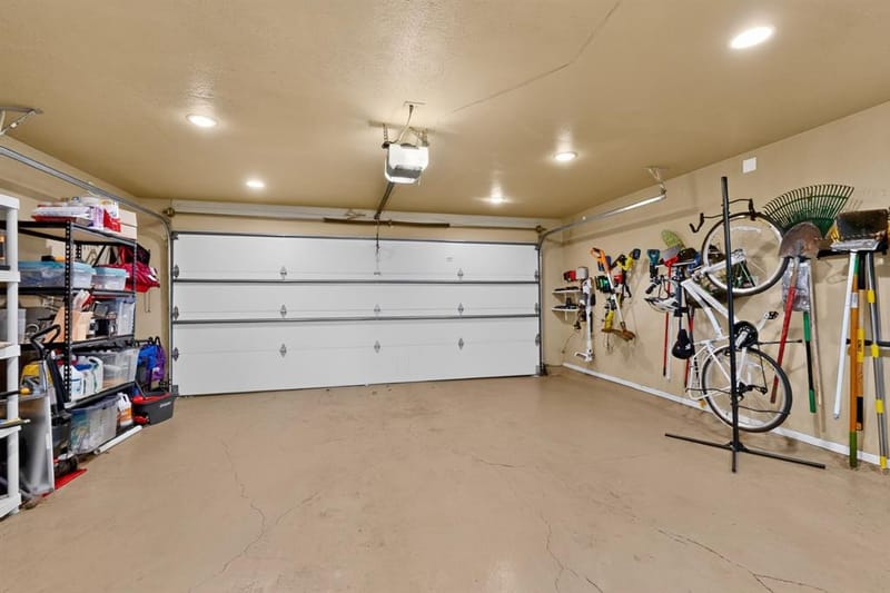 910 Sharpshire Street, Grand Prairie TX 75050 - Photo 29
