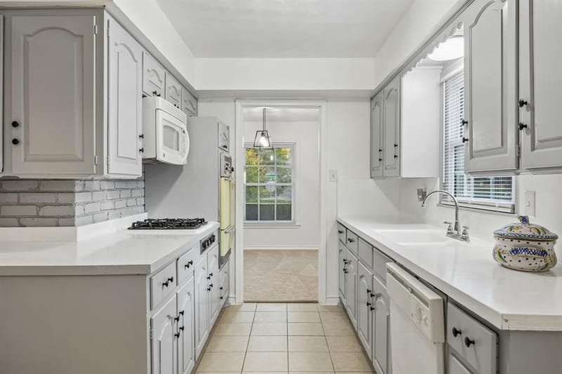 841 Brookwood Drive, Dallas TX 75224 - Photo 19