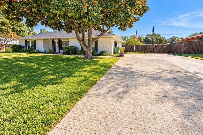 146 Village Estates Drive, Highland Village TX 75077 - Photo 24
