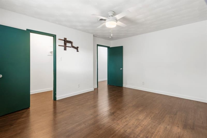 2861 W 9th Street, Dallas TX 75211 - Photo 16
