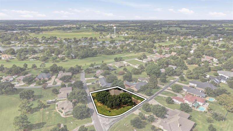 107 Navajo Trail, Lake Kiowa TX 76240 - Photo 20
