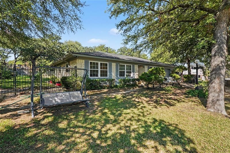 7117 Lowery Lane, North Richland Hills TX 76182 - Photo 6