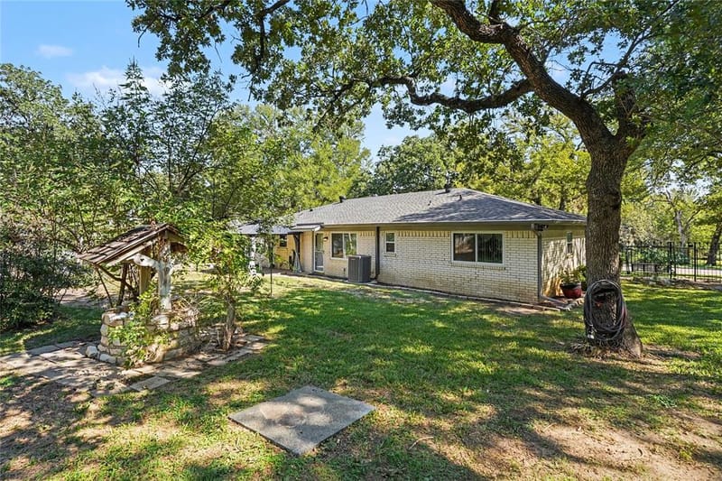7117 Lowery Lane, North Richland Hills TX 76182 - Photo 29