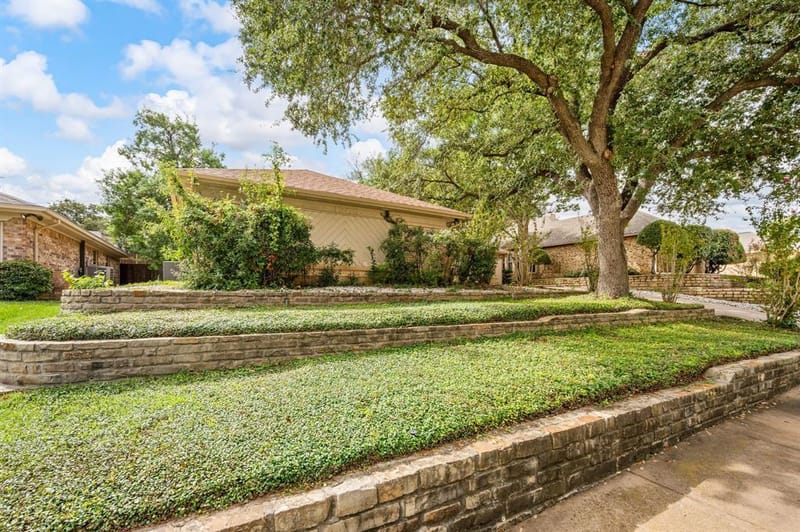 1700 Saxon Drive, Bedford TX 76021 - Photo 2