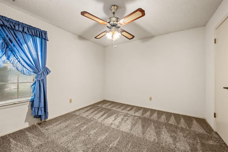 1700 Saxon Drive, Bedford TX 76021 - Photo 28