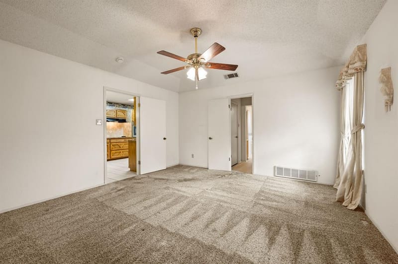 1700 Saxon Drive, Bedford TX 76021 - Photo 21