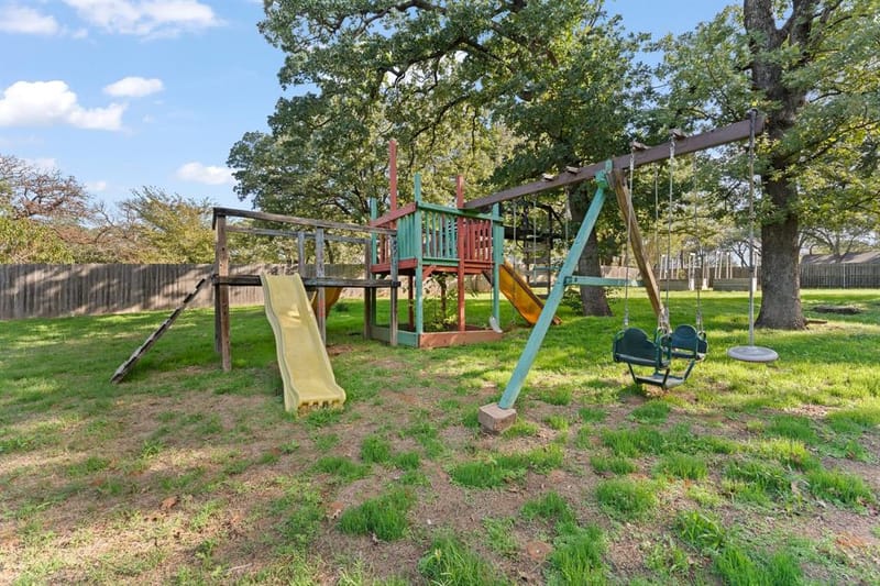 401 Center Lane, Fort Worth TX 76140 - Photo 27