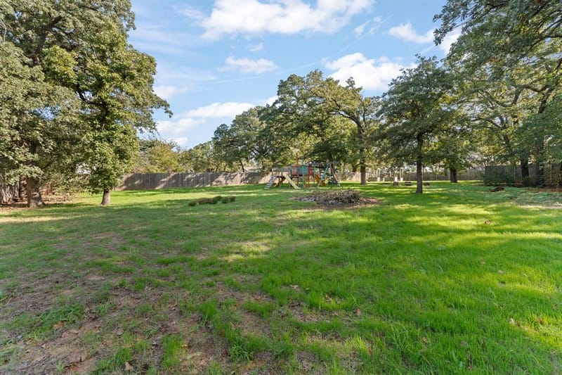 401 Center Lane, Fort Worth TX 76140 - Photo 26