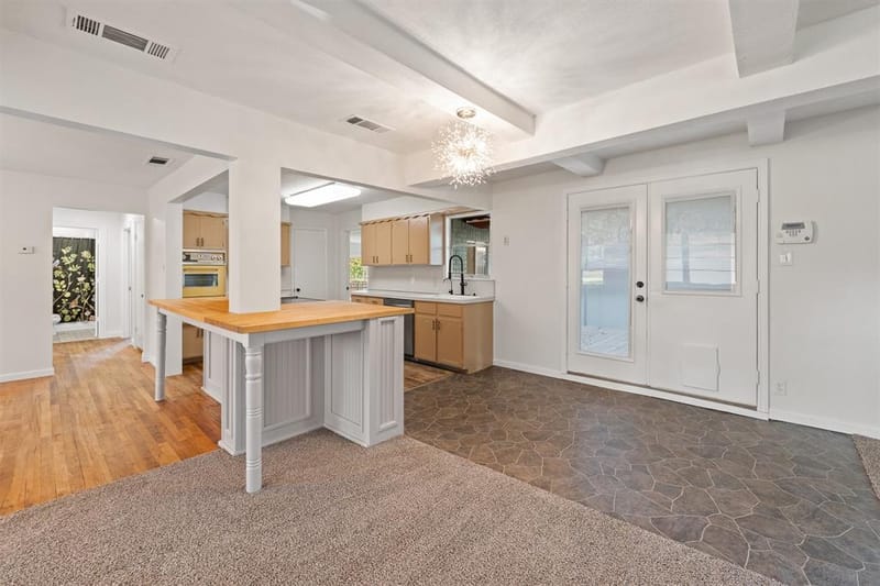 401 Center Lane, Fort Worth TX 76140 - Photo 7