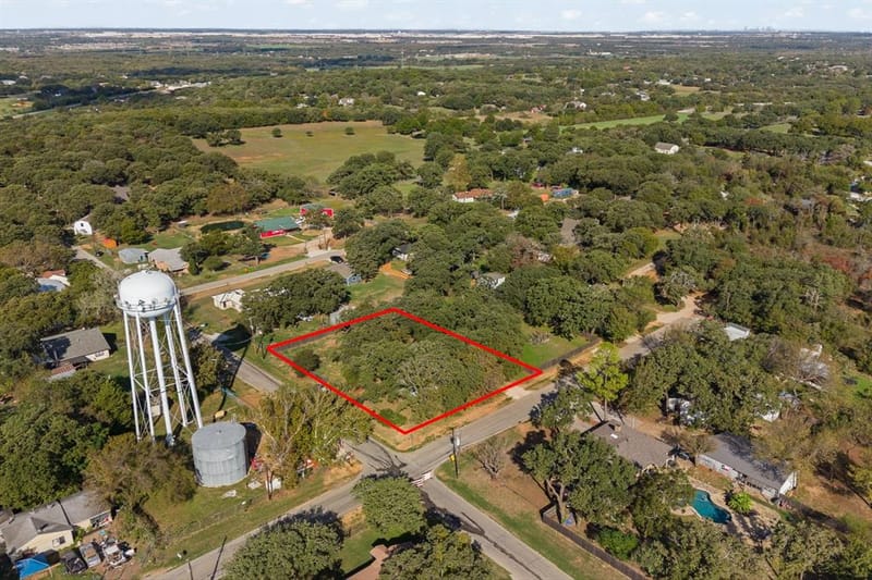 401 Center Lane, Fort Worth TX 76140 - Photo 32