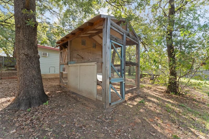 401 Center Lane, Fort Worth TX 76140 - Photo 25