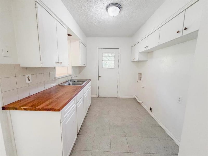 2608 Linda Drive, Ennis TX 75119 - Photo 12