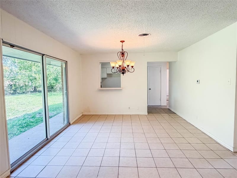 2608 Linda Drive, Ennis TX 75119 - Photo 3
