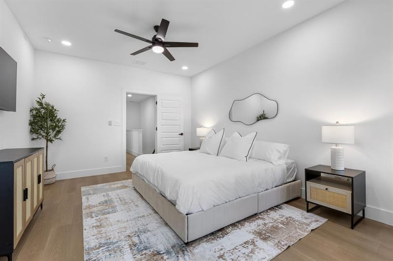 1509 S Barry Avenue, Dallas TX 75223 - Photo 27