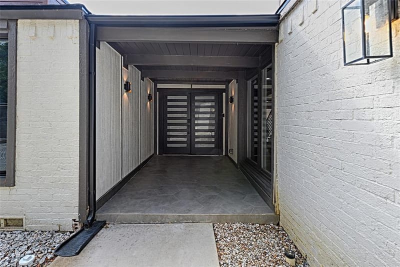 2909 Pacific Court, Irving TX 75062 - Photo 5