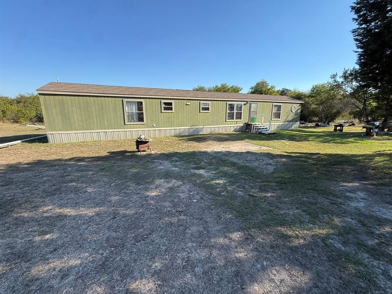 925 Sunset Acres Court, Granbury TX 76048