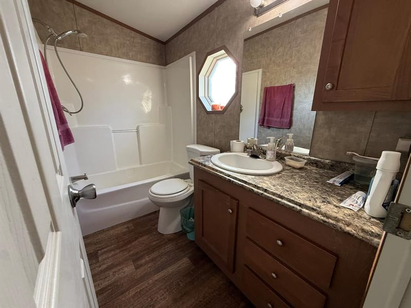 925 Sunset Acres Court, Granbury TX 76048 - Photo 14