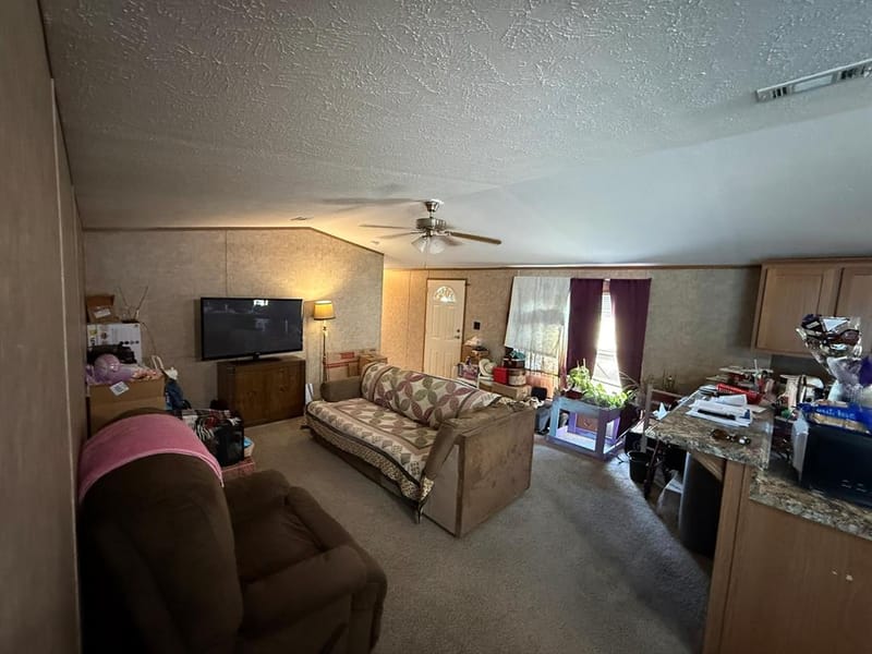 925 Sunset Acres Court, Granbury TX 76048 - Photo 4