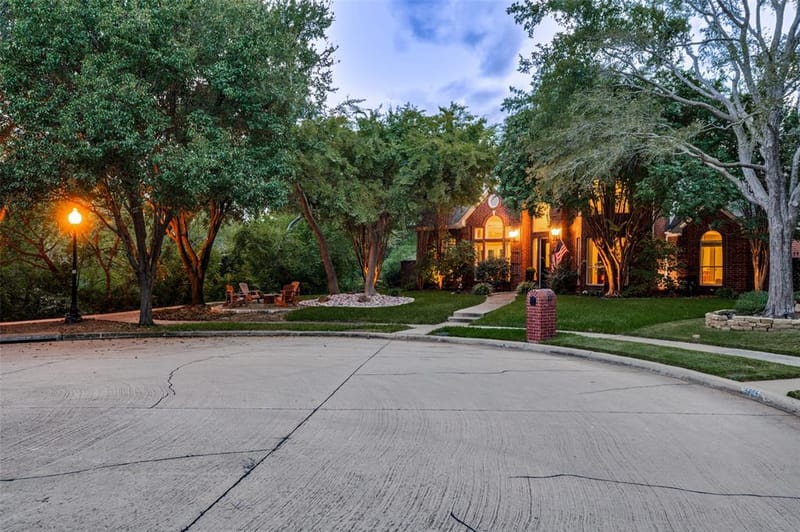 5801 Broadmoor Drive, Plano TX 75093 - Photo 7